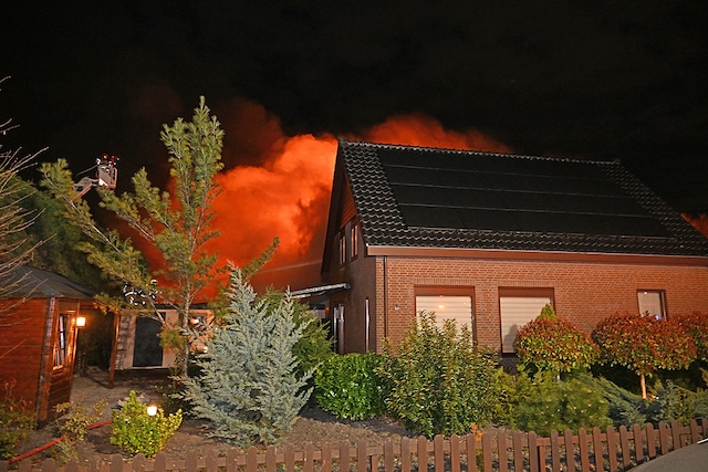 2025/57/20250322-21u40 GB 002 GB bijgebouw Aalsmeerderweg RSH.jpg